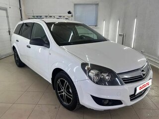 2011 Opel Astra H Рестайлинг, белый, 717000 рублей, вид 4