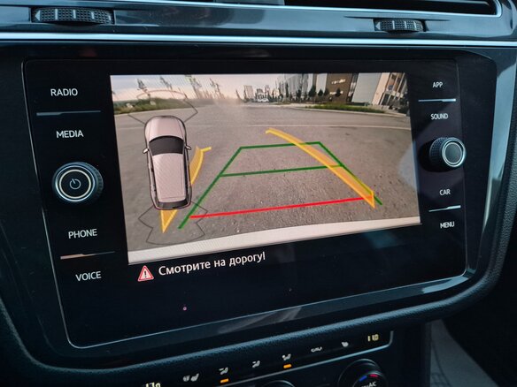 2019 Volkswagen Tiguan II, белый, 2390000 рублей - вид 13