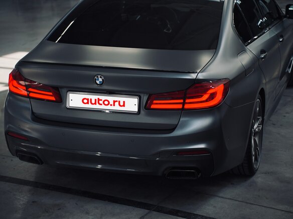 2019 BMW 5 серии M550i xDrive VII (G30/G31/G38), чёрный, 5990000 рублей - вид 7