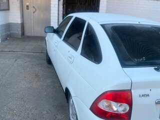 2010 Lada (ВАЗ) Priora I, белый, 390000 рублей, вид 4