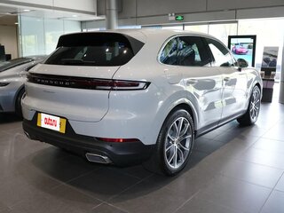2025 Porsche Cayenne Coupé III Рестайлинг, белый, 15912000 рублей, вид 5