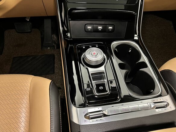 2021 Kia Carnival IV, чёрный, 4150000 рублей - вид 18