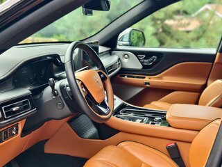 2020 Lincoln Aviator II, чёрный, 6250000 рублей, вид 3