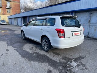 2011 Toyota Corolla Fielder X (E140, E150) Рестайлинг, белый, 1050000 рублей, вид 5