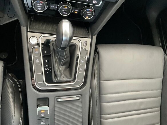 2020 Volkswagen Passat B8 Рестайлинг, синий, 2999999 рублей - вид 17