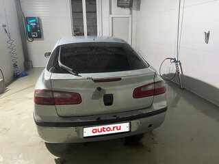 2001 Renault Laguna II, серебристый, 210000 рублей, вид 2