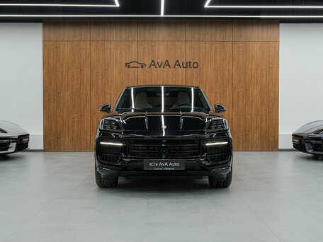 2025 Porsche Cayenne GTS Coupé III Рестайлинг, чёрный, 25990000 рублей, вид 3