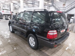 2004 Toyota Land Cruiser 100 Series Рестайлинг 1, чёрный, 2550000 рублей, вид 5