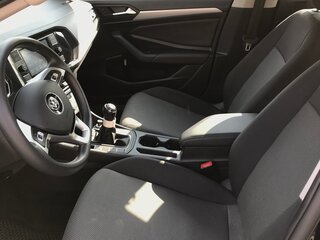 2021 Volkswagen Jetta VII, чёрный, 1300000 рублей, вид 5
