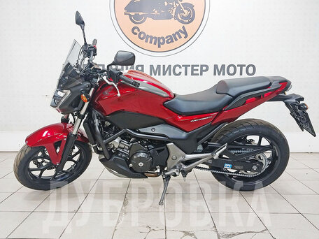 2018 Honda NC 750S, красный, 649000 рублей, вид 2