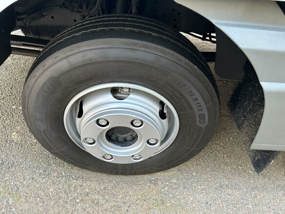 2013 Mercedes-Benz Atego, белый, 7474990 рублей - вид 21