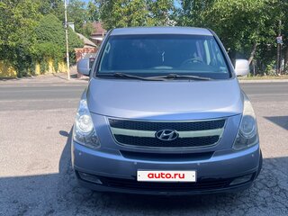2011 Hyundai Grand Starex I, серый, 1500000 рублей, вид 1