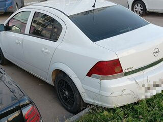 2011 Opel Astra H Рестайлинг, белый, 450000 рублей, вид 5