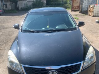 2010 Kia Ceed I Рестайлинг, чёрный, 800000 рублей, вид 1