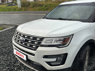 2017 Ford Explorer V Рестайлинг, белый, 2100000 рублей, вид 2