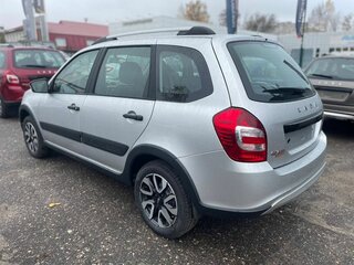 2026 Lada (ВАЗ) Granta Cross I Рестайлинг, серебристый, 1216000 рублей, вид 4