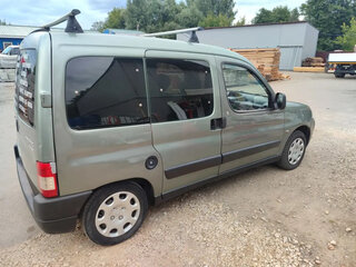 2011 Peugeot Partner I Рестайлинг, зелёный, 450000 рублей, вид 2