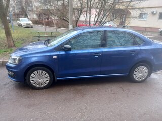 2019 Volkswagen Polo V Рестайлинг, синий, 1300000 рублей, вид 4