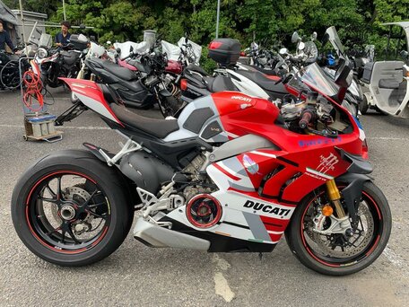 2019 Ducati Panigale V4, красный, 1899000 рублей, вид 1