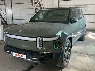 2023 Rivian R1S QM Large, зелёный, 14900000 рублей, вид 1