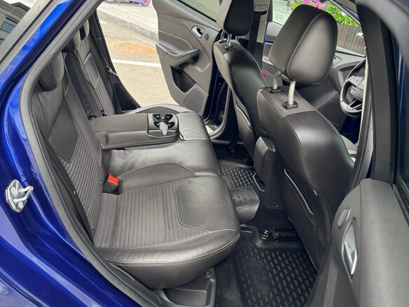 2015 Ford Focus III Рестайлинг, синий, 1520000 рублей - вид 17