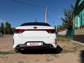 2021 Kia Rio IV Рестайлинг, белый, 1600000 рублей, вид 5