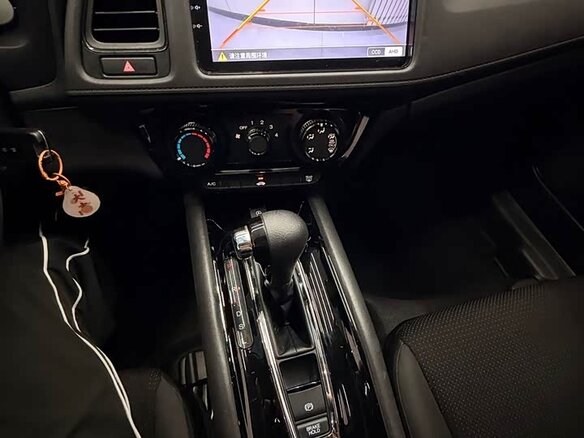 2022 Honda Vezel I Рестайлинг, белый - вид 9