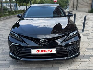 2020 Toyota Camry VIII (XV70), чёрный, 2550000 рублей, вид 3