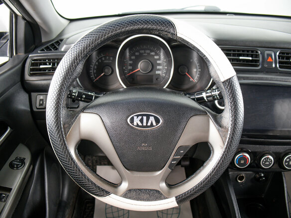 2015 Kia Rio III Рестайлинг, белый, 599000 рублей - вид 13
