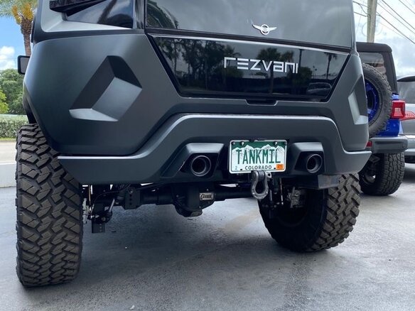 2019 Rezvani Tank I, серый - вид 2