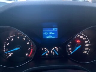 2011 Ford Focus III, серебристый, 900000 рублей, вид 5