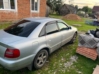 1998 Audi A4 I (B5), серый, 150000 рублей, вид 3