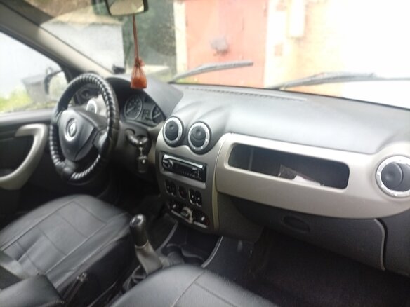 2011 Renault Logan I Рестайлинг, синий, 420000 рублей - вид 4