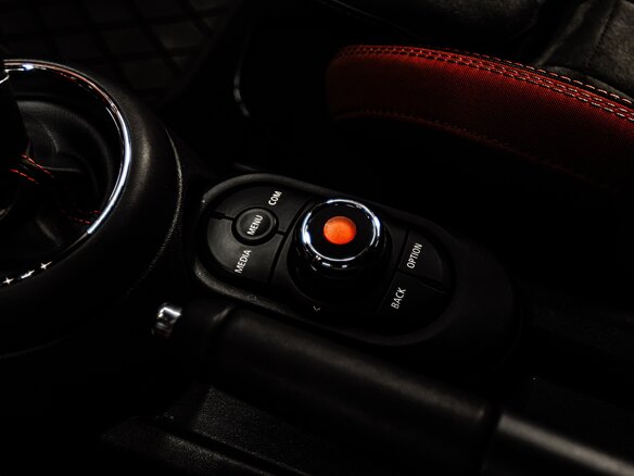 2019 Mini Hatch JCW III (F55/F56) Рестайлинг, зелёный, 2500000 рублей - вид 34
