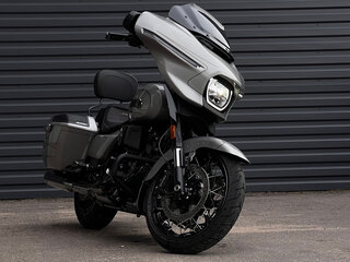 2023 Harley-Davidson CVO Street Glide, серый, 3390000 рублей, вид 2