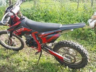 2023 BSE Z10, красный, 175000 рублей, вид 5