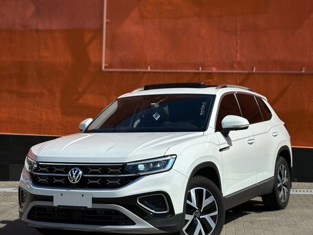 2023 Volkswagen Tayron I Рестайлинг, белый, 2595000 рублей, вид 1
