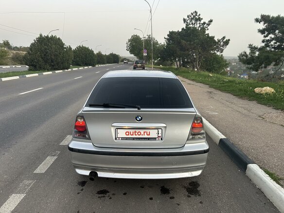 2002 BMW 3 серии Compact 318i IV (E46) Рестайлинг, серебристый, 700000 рублей - вид 6