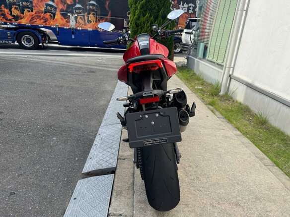 2023 Ducati Monster 937, красный, 877000 рублей - вид 5