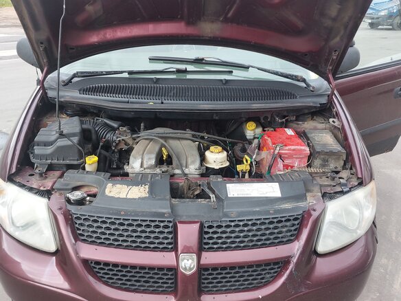 2001 Dodge Caravan 3-speed IV, пурпурный - вид 14