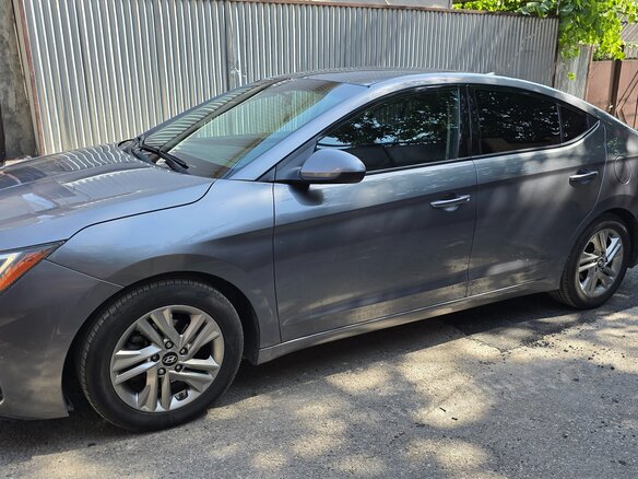 2018 Hyundai Elantra VI (AD) Рестайлинг, серебристый, 1550000 рублей