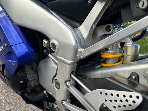 2001 Yamaha YZF-R1, синий, 450000 рублей - вид 11