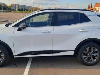 2022 Kia Sportage SWB V, белый, 3500000 рублей, вид 3