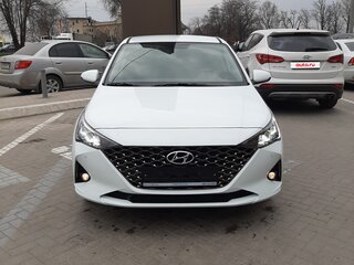 2020 Hyundai Solaris II Рестайлинг, белый, 2200000 рублей, вид 1