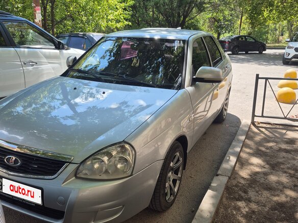 2009 Lada (ВАЗ) Priora I, серебристый, 375000 рублей