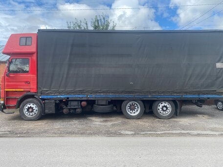1990 Scania 3-Series, красный, 1300000 рублей, вид 1