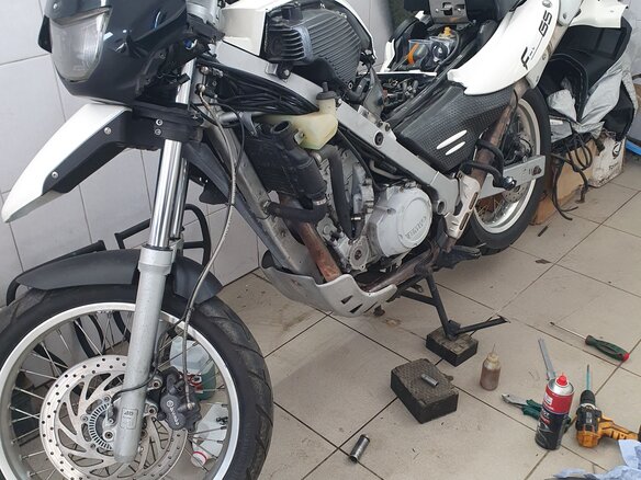 2002 BMW F 650 GS, белый, 450000 рублей - вид 5