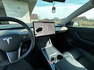 2022 Tesla Model Y Long Range Dual Motor I, чёрный, 2500000 рублей, вид 4
