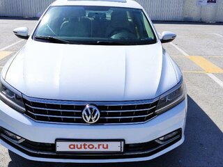 2015 Volkswagen Passat (North America and China) I Рестайлинг, белый, 1999999 рублей, вид 1
