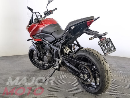 2023 Triumph Tiger Sport 660, красный, 885000 рублей, вид 3